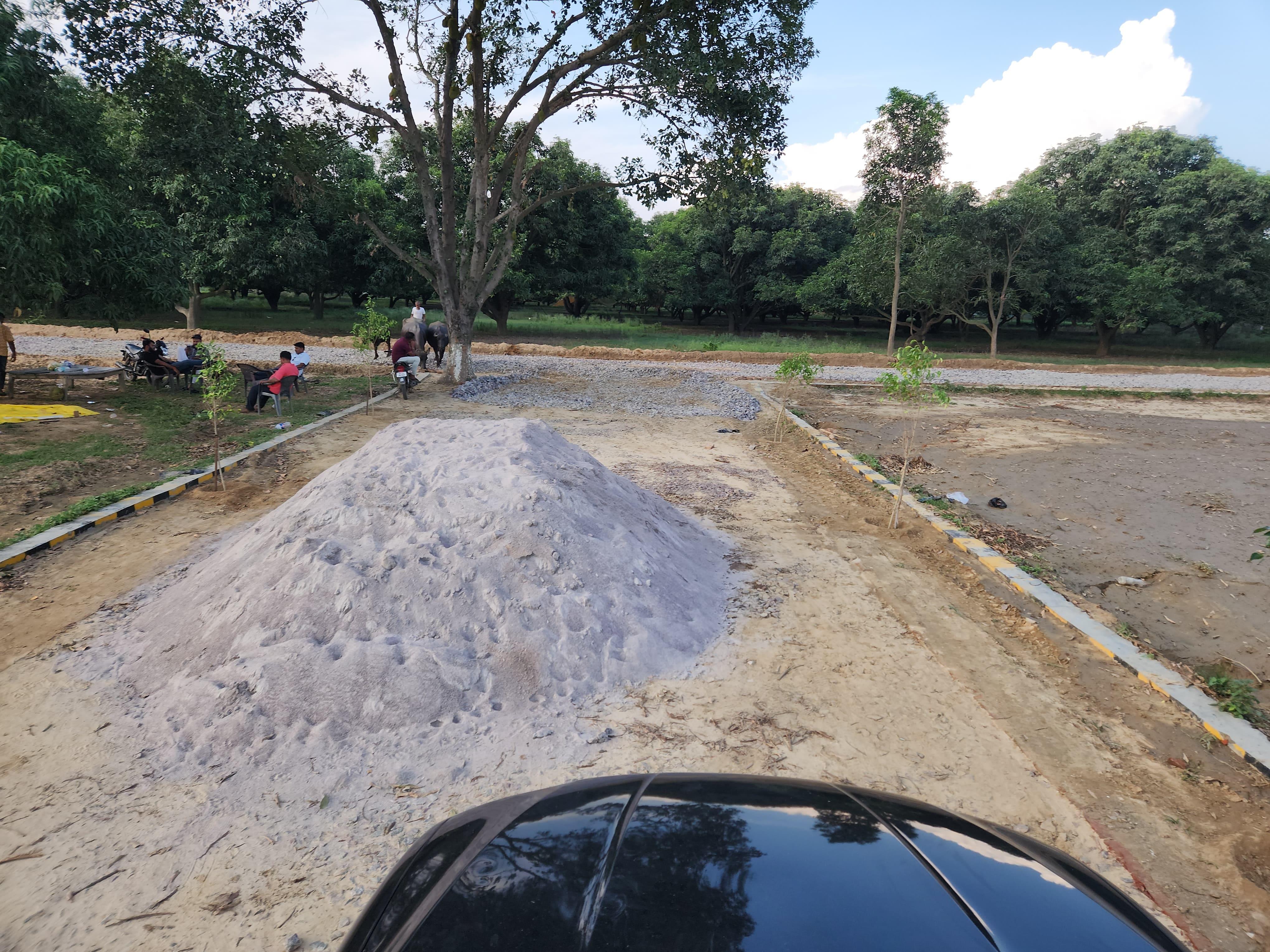 Laxmi Vihar Plots, Goshainganj-Barabanki Highway